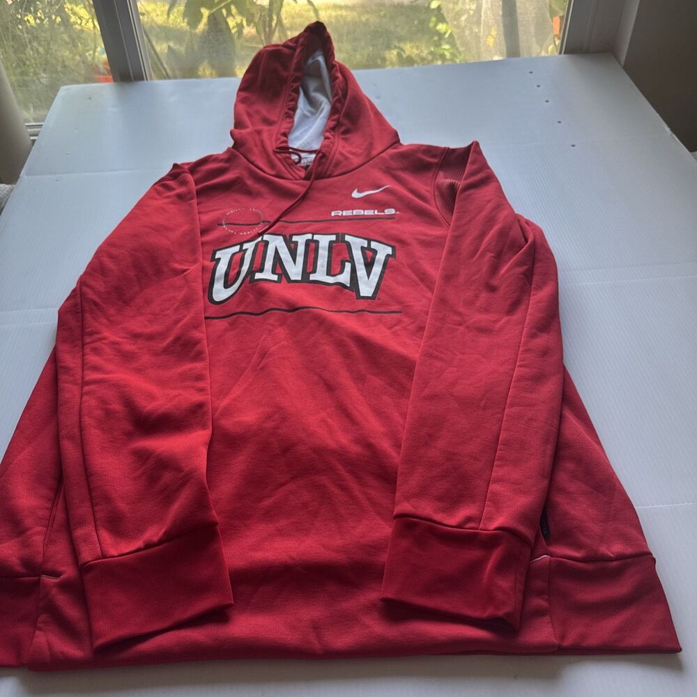 Nike Dri-FIT UNLV Rebels Therma Pullover Hoodie Red Men’s Large NCAA Football